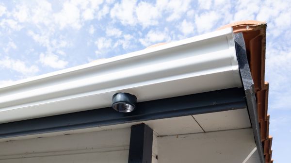 Seamless Gutters Installation in West Bend